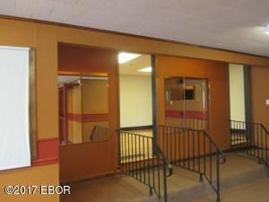 500 S Court St, Marion, IL 62959